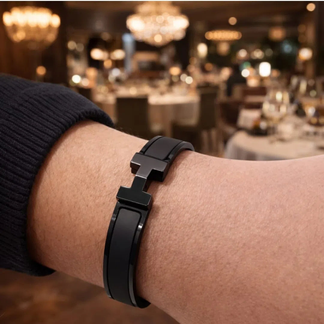アクセサリー HERMES Leather Blacelet Black Archive Hermes style black minimalist bracelet, with premium gift box