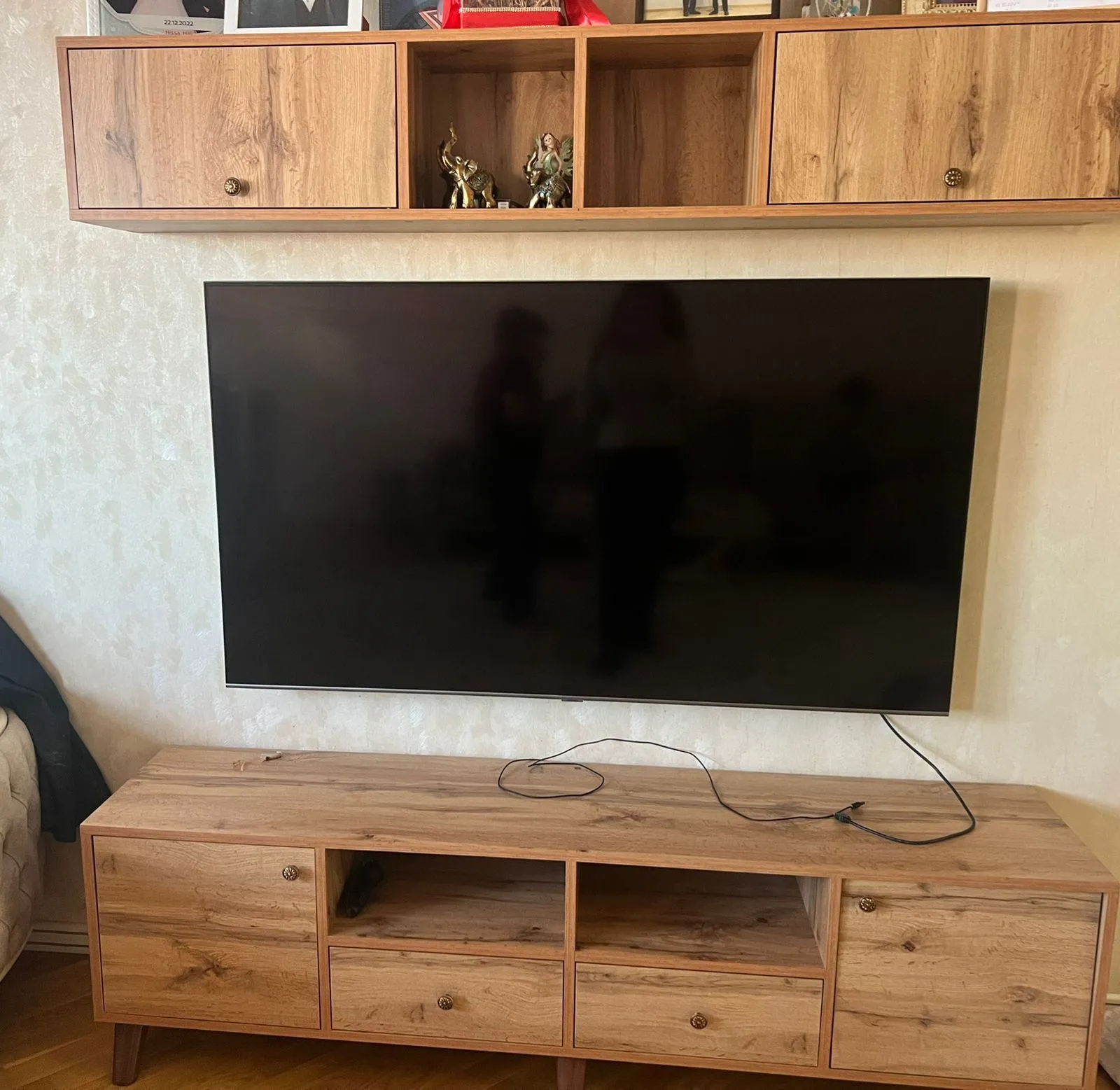 TV stand for sale - Tenderyard
